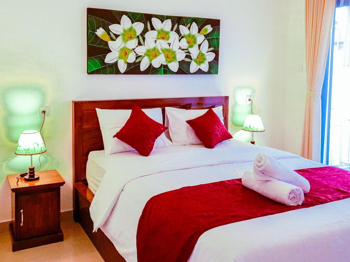 Juan Beach Bungalow Batununggul エクステリア 写真