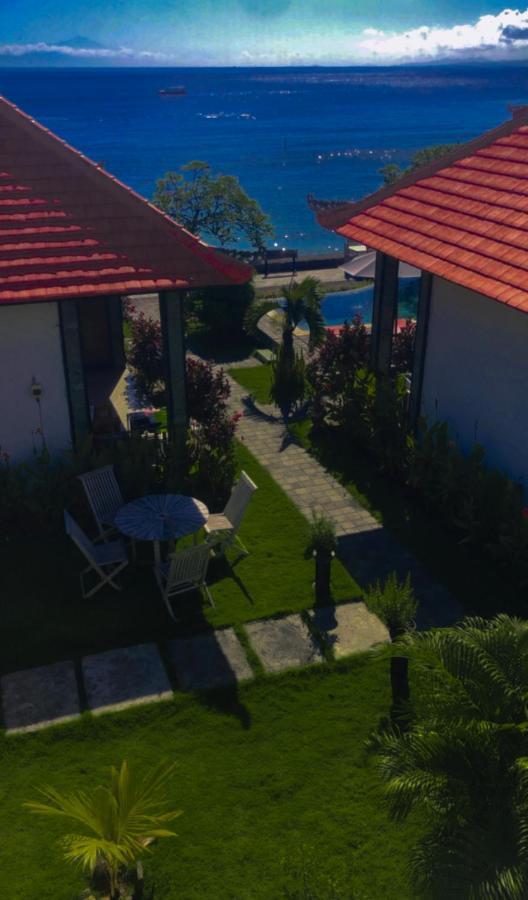 Juan Beach Bungalow Batununggul エクステリア 写真