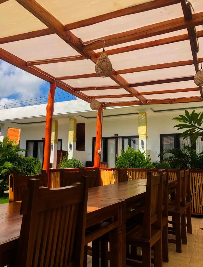 Juan Beach Bungalow Batununggul エクステリア 写真
