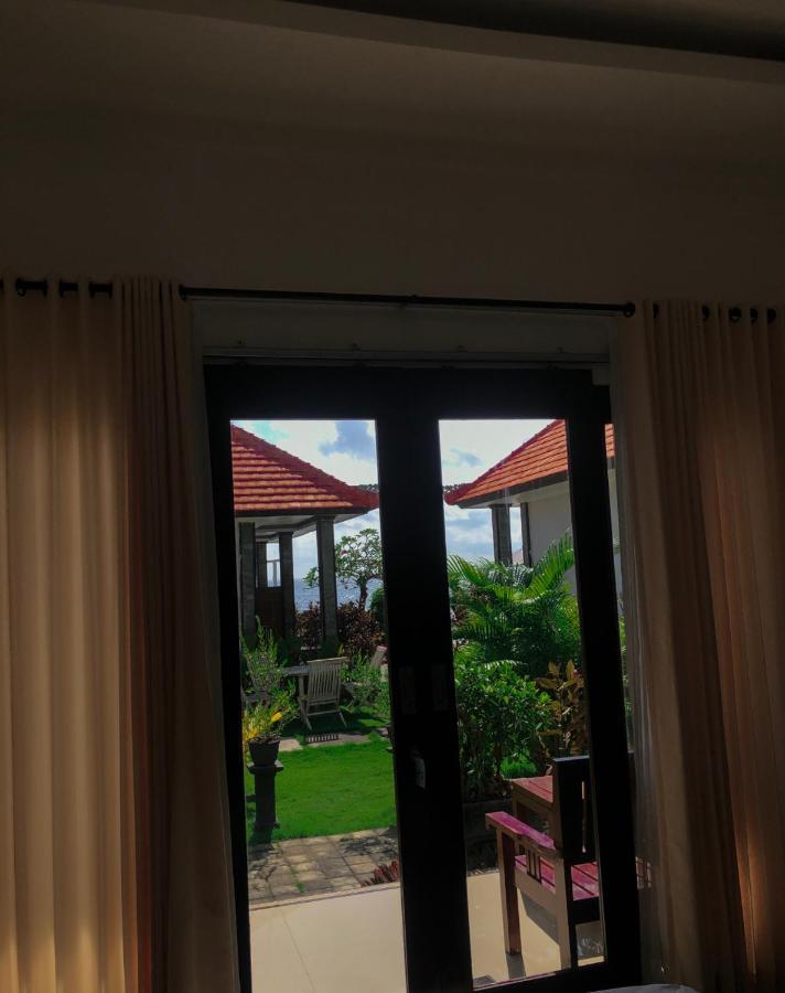 Juan Beach Bungalow Batununggul エクステリア 写真