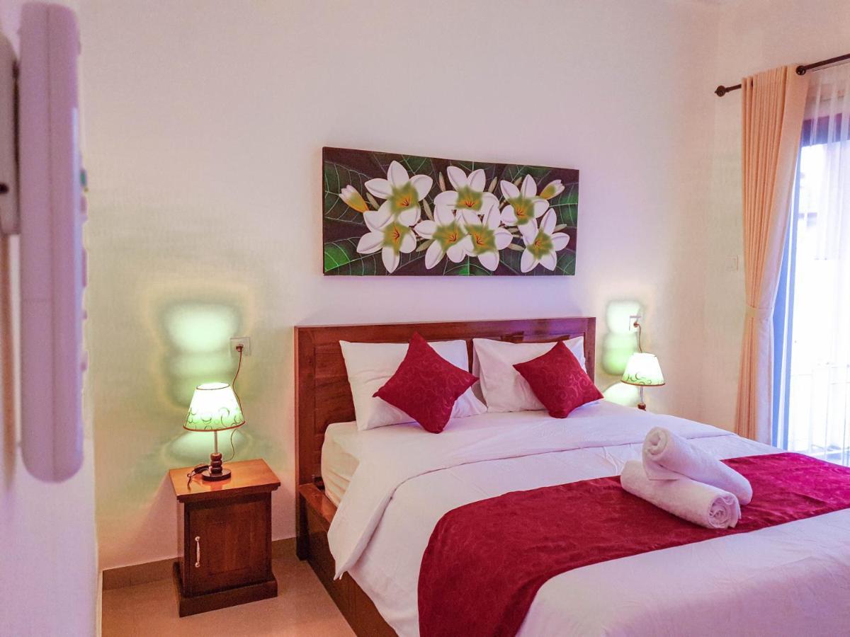 Juan Beach Bungalow Batununggul エクステリア 写真